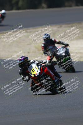 media/Sep-06-2025-CRA (Sat) [[cd32356307]]/Races/Race 1/